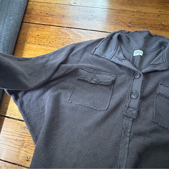 Oversized Shacket - Picture 3 of 5